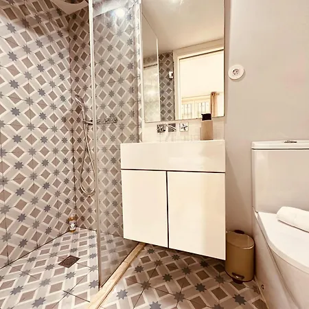 Torrinha's Backyard Apartment Porto
